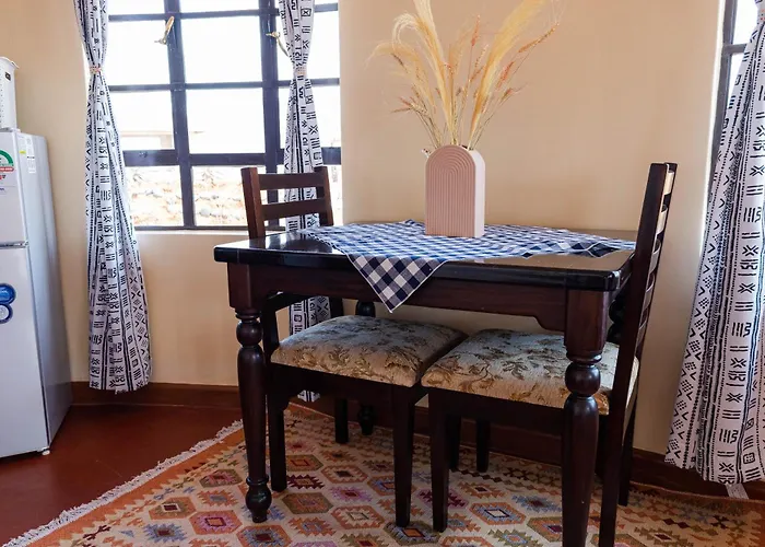 Wild Amboseli Ndovu Cottage.