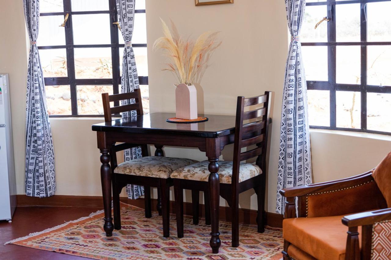 Wild Ndovu Cottage. *